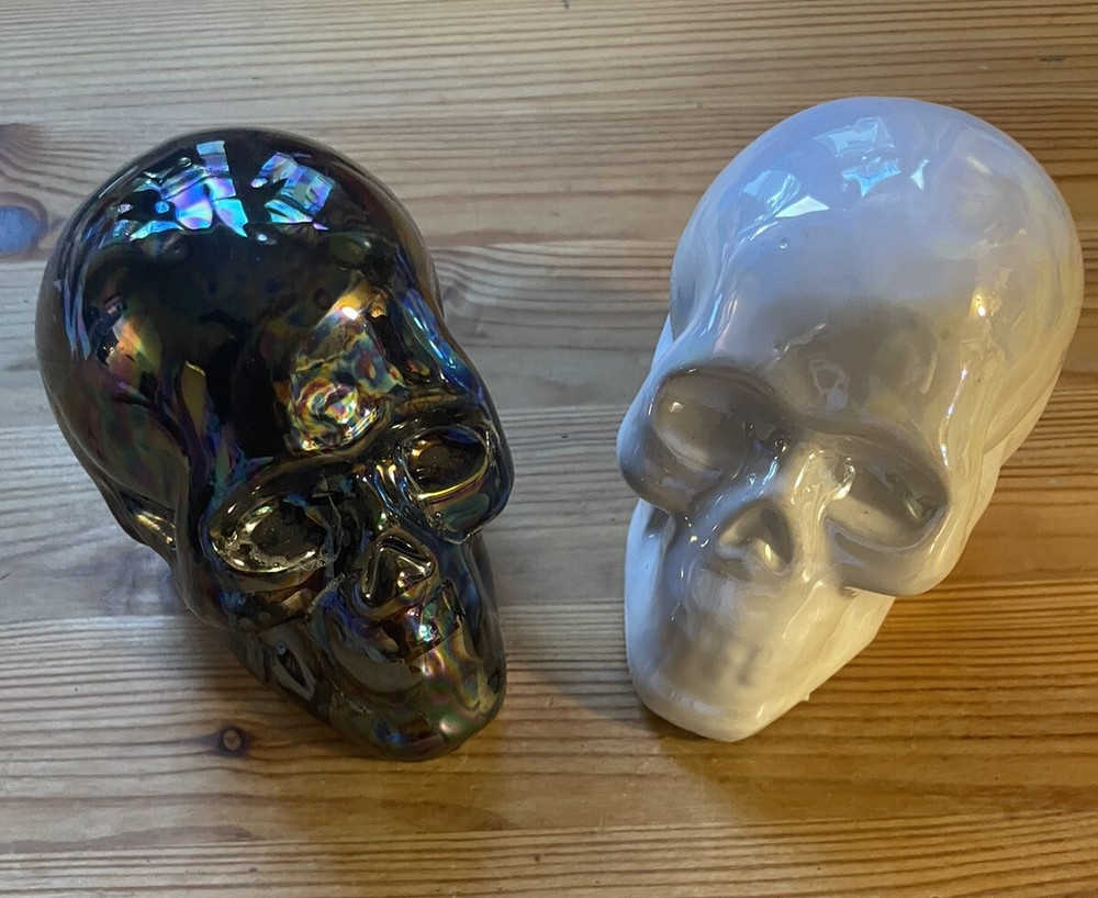 2 Halloween Skull Figures White & Black