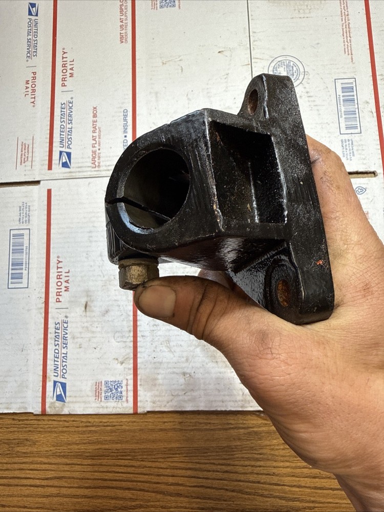 Mercruiser engine mount bracket 66418