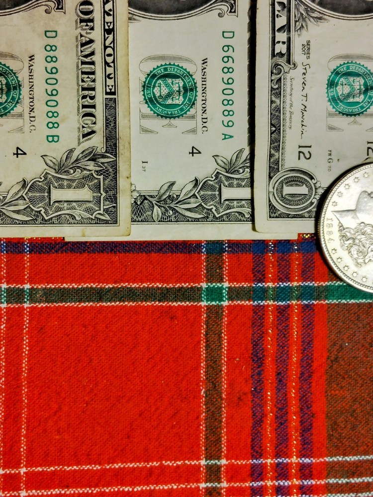 (3) FLIPPER FANCY SERIAL NUMBER $1 NOTES!!! 2 BOOKEND AND REPEATING!!! Error!