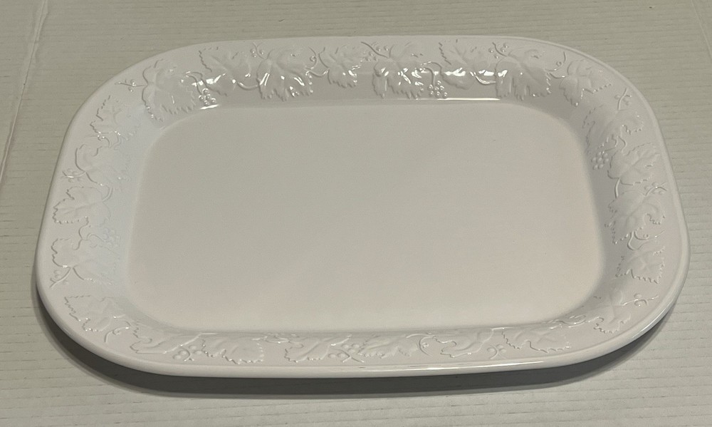 Corning Vineyard H 15” Rectangular Serving Platter 15" x 11.75” White Made USA