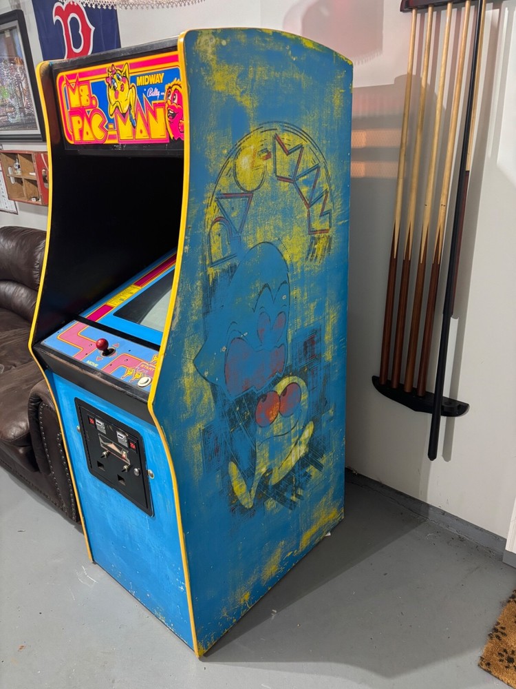 Ms. Pac-Man Arcade Console