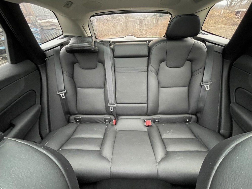 2019-2020 Volvo XC60 Main Display In Dash