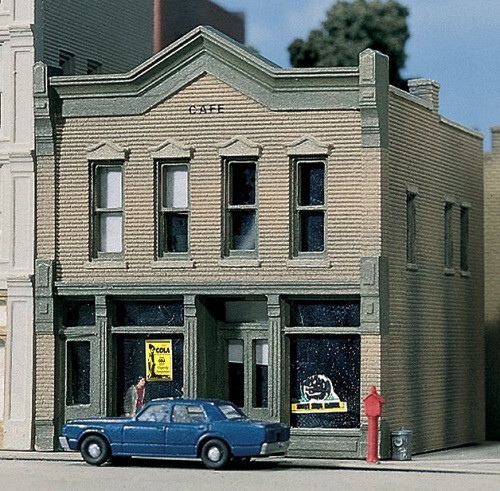 N Scale DPM STRUCTURES #51200  Roadkill Cafe   New in Package Kit