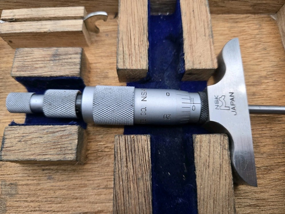 NSK depth micrometer