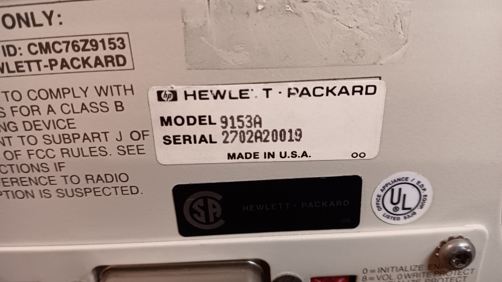 Hewlett Packard 9153A 3.5'' Floppy with 20MB Hard Disk Powers up