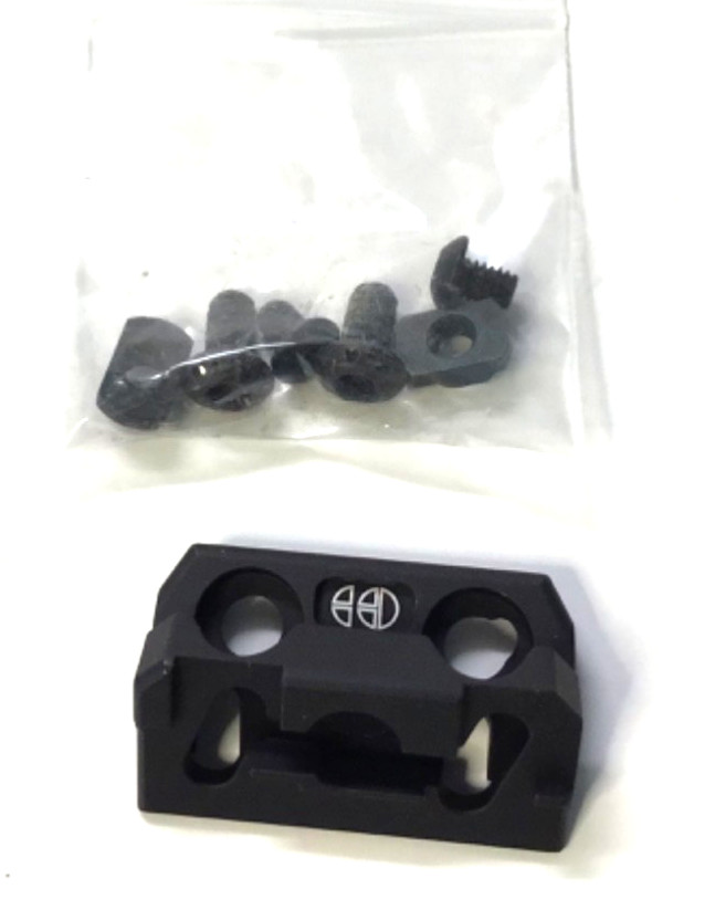 CLOUD DEFENSIVE - TORRENT LIGHT MOUNT AFR M-LOK BLACK FLASHLIGHT MOUNT