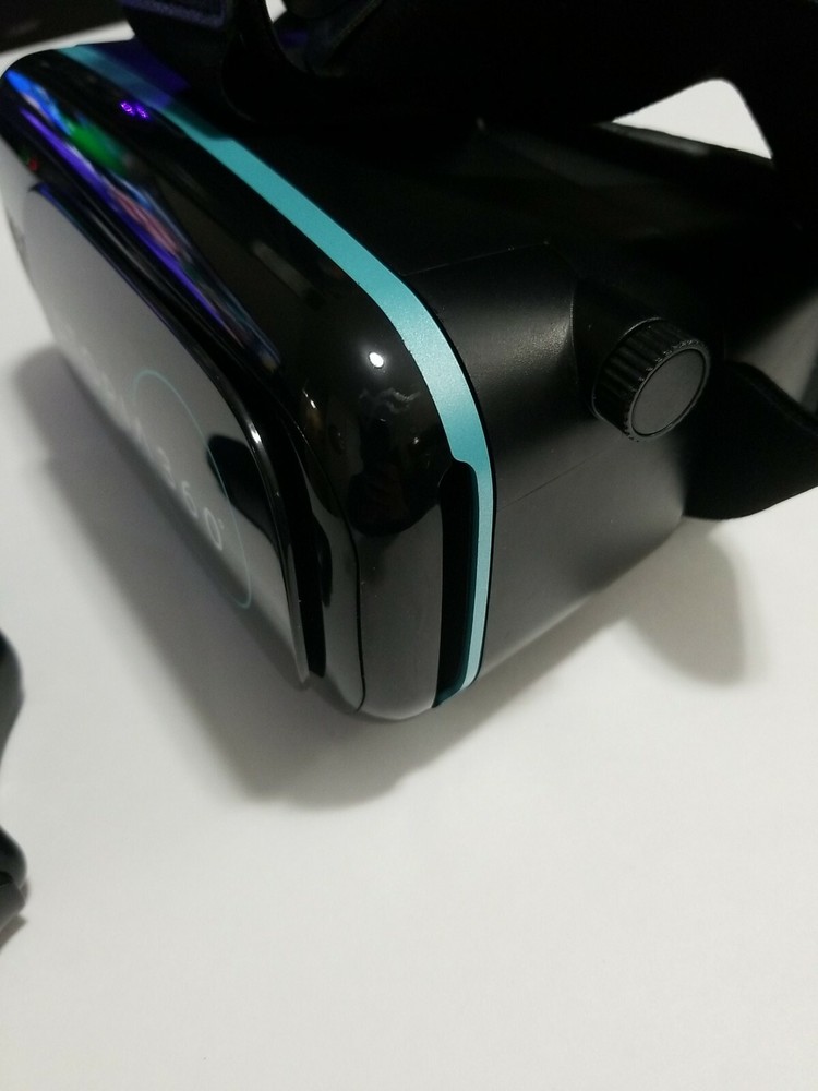 UTOPIA 360 DEGREES VIRTUAL REALITY VR HEADSET VIDEO DISPLAY, WITH CONTROLLER