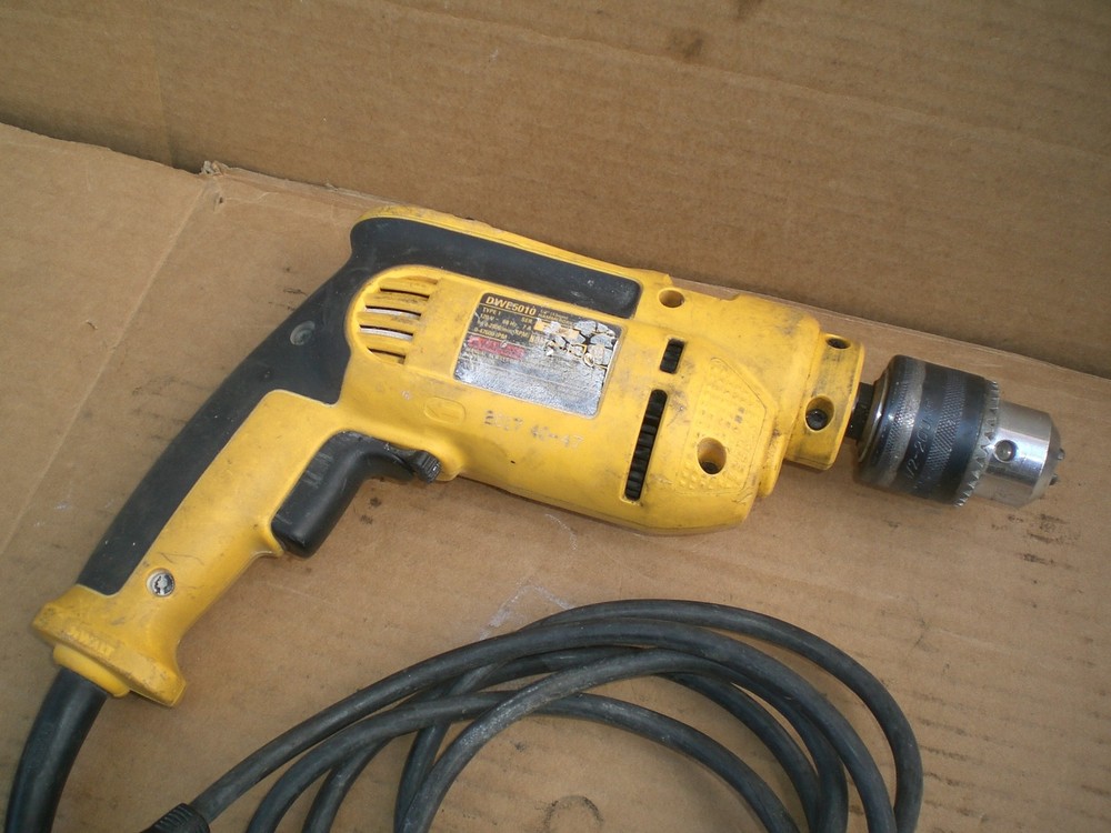 DeWALT DWE5010 1/2" Hammer Drill