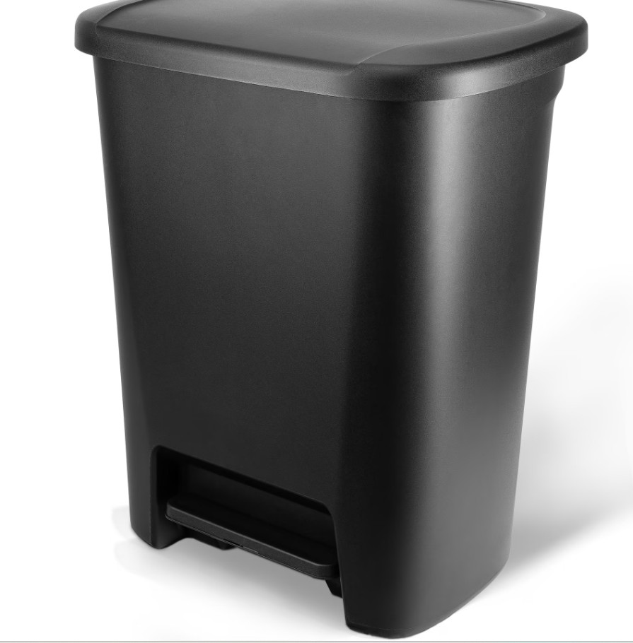 Hefty Kitchen Trash Can, 20.1 Gallon Plastic Step Garbage Bin with Foot Pedal Li