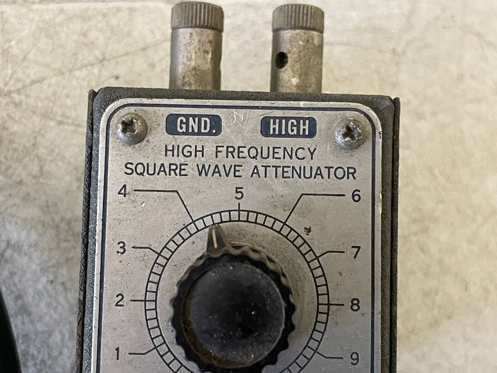 Precision Apparatus E-300 High Frequency Square Wave Attenuator – GND/High Input