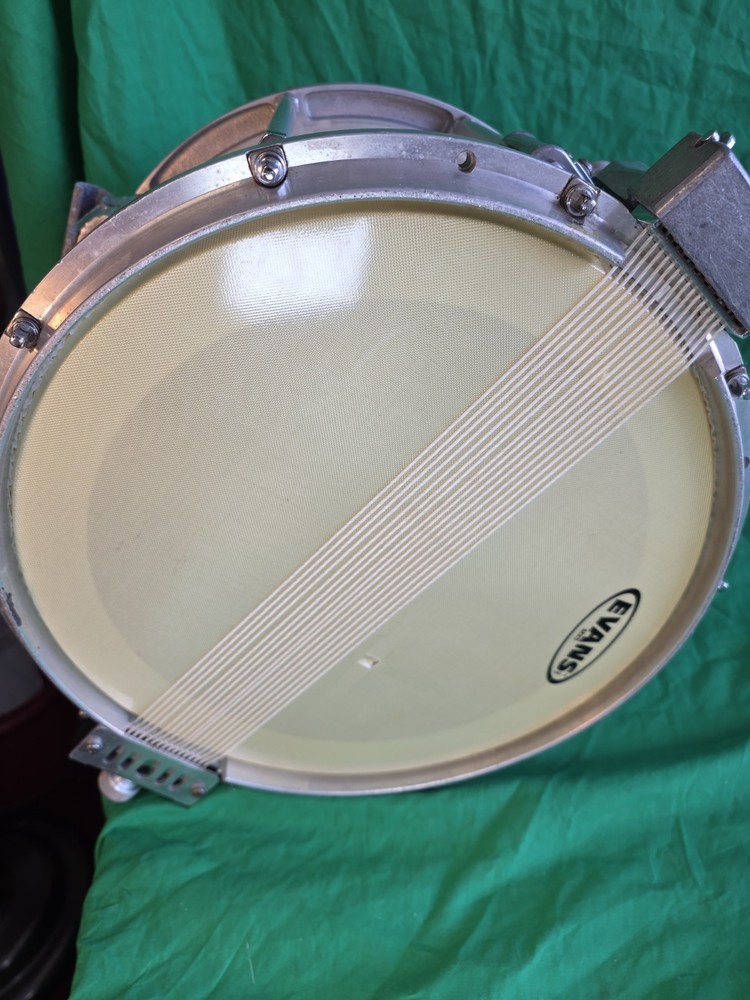 Pearl 14" Marching Snare Drum