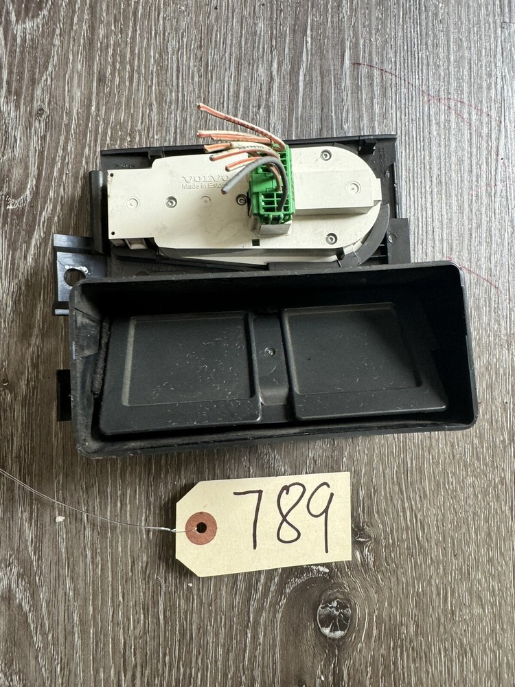 VOLVO HEADLIGHT CONTROL SWITCH - P/B: 20953578-P06