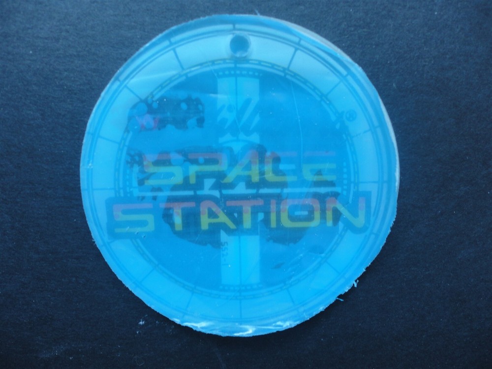 Space Station Williams Pinball Key Chain Mint