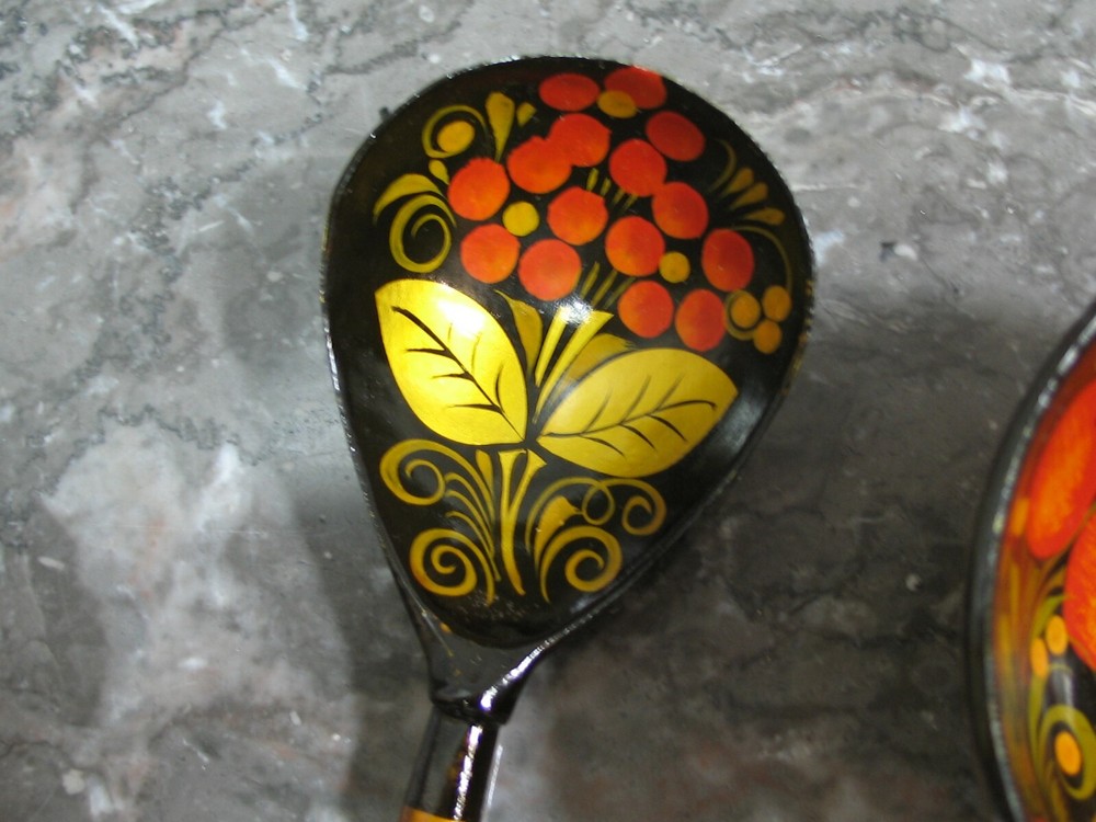 Russian vintage set : Bowl and two spoons.
