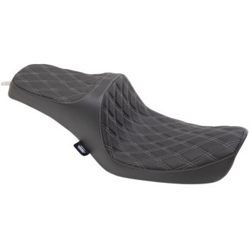 Predator III Seat - Double Diamond - Silver Stitching - FXD '96-'03