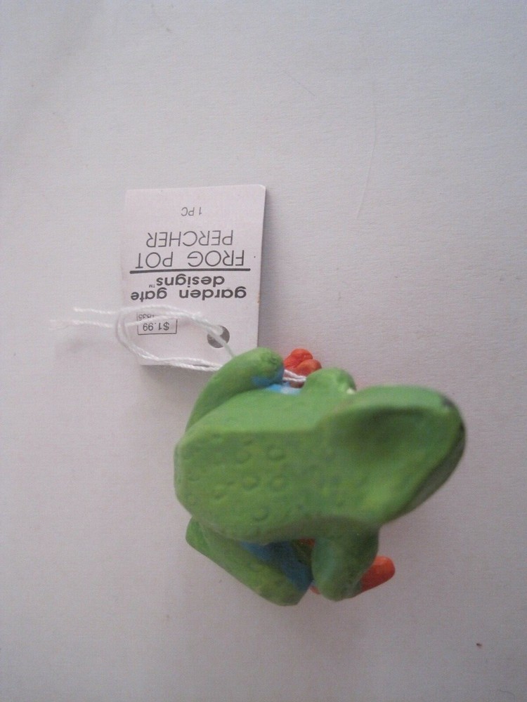 Frog Pot Percher NIP