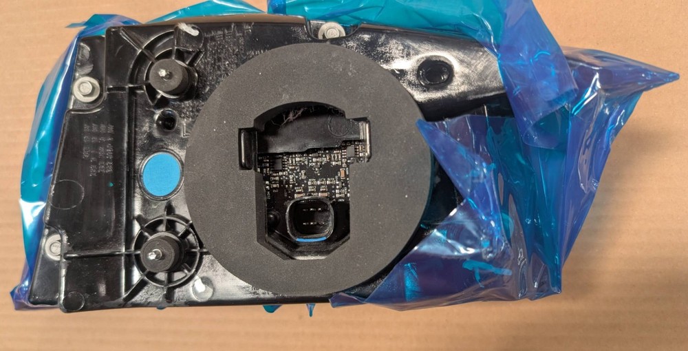 OEM SURPLUS REAR Outer Tail Light SET 2012-21 Tesla Model S - 6005918 6005919