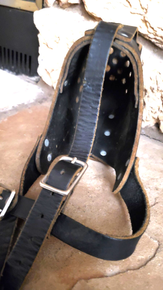 Ray Allen RamLite Handcrafted Black Latigo Leather Size #4 Muzzle