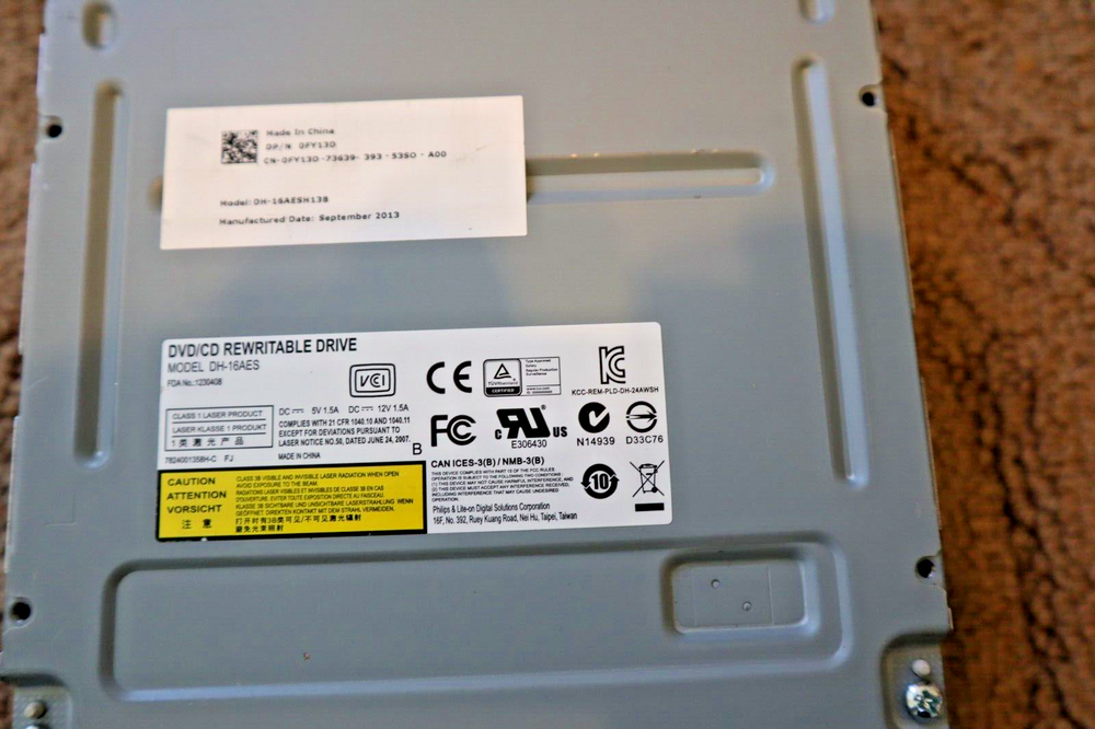 Philips & Lite-on DH-16AES DVD/CD SATA Rewritable Drive
