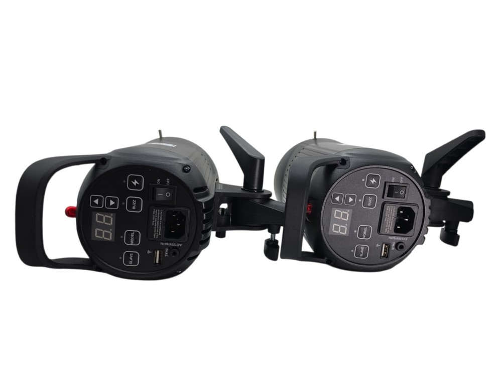 Platinum Pro Studio Flash Kit PT-DPSFK w/2X Stands, Softbox, Reflector Great Con