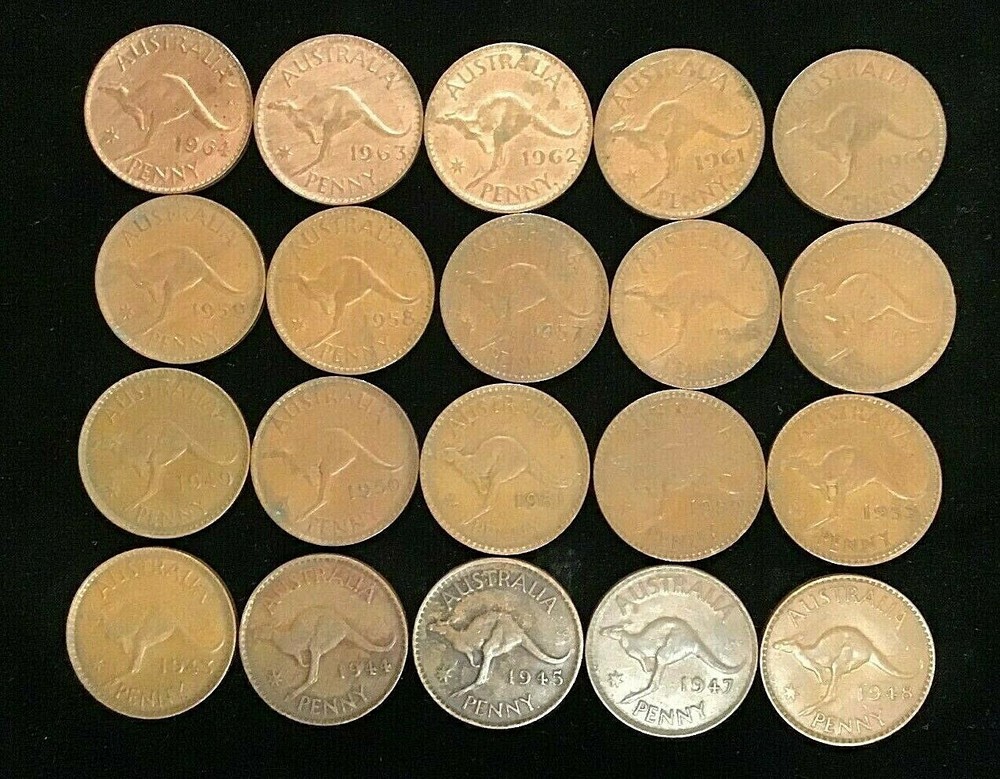 20 DIFFERENT KANGAROO PENNYS + COIN BAG. Kids starter set.