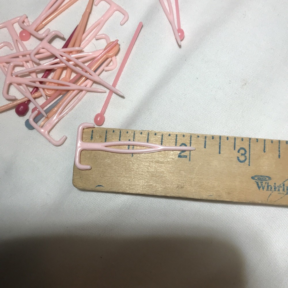Vintage 55 Plastic Picks for Hair Rollers Curlers Pink