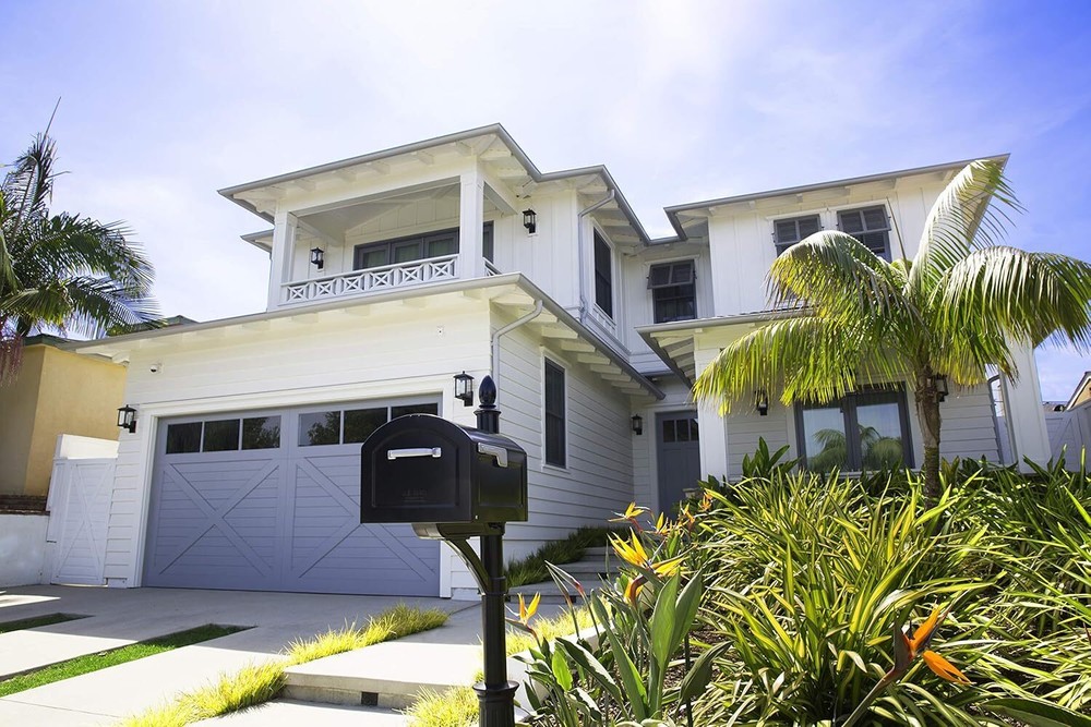 Mailboxes 950020B-10 Centennial Postmount Mailbox Larger inner compartment Black