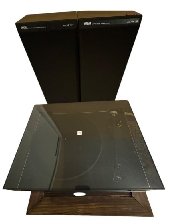 Rega Planar P3 Turntable