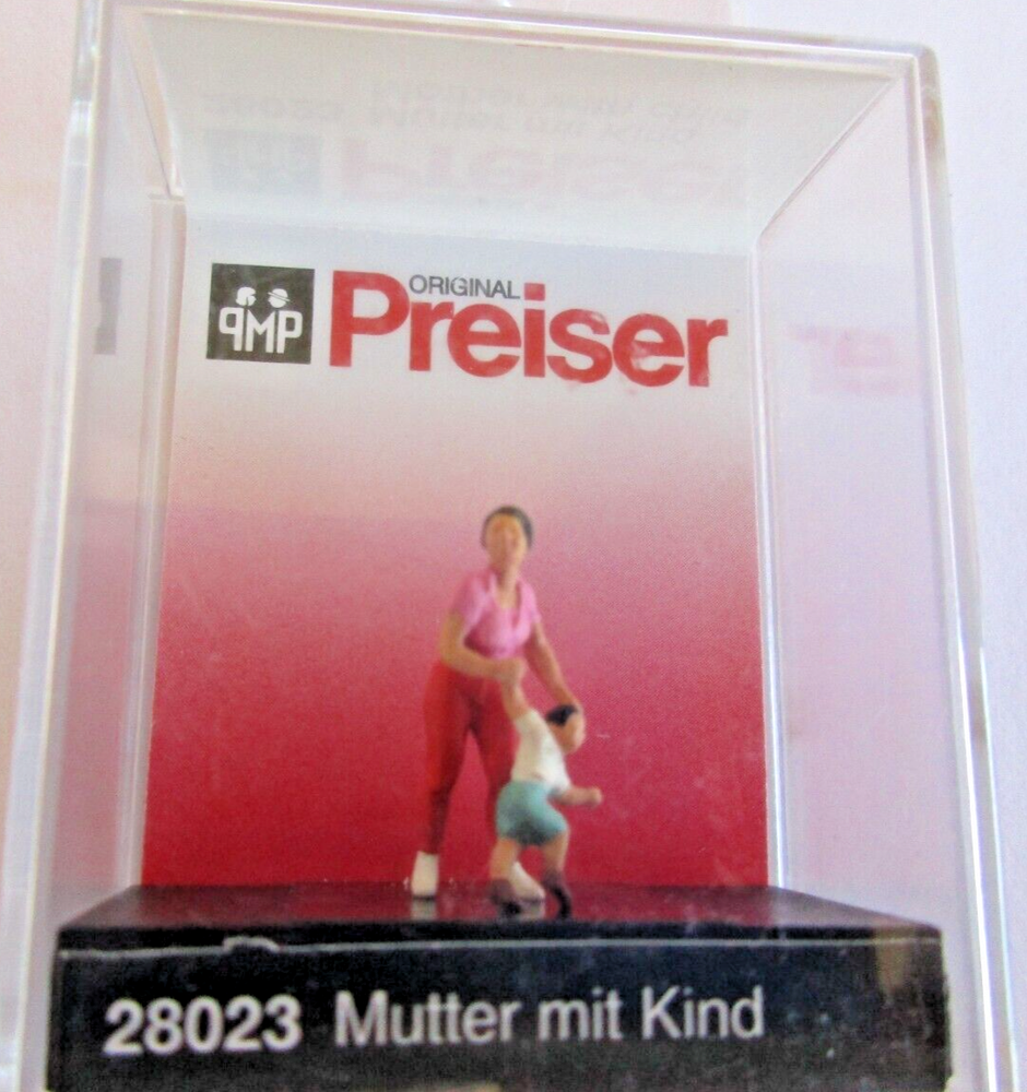 Preiser - Mother with Child #28023