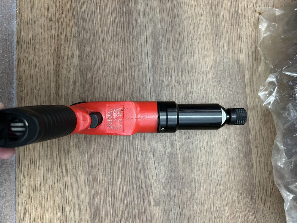 Pneumatic Screwdriver, Shuttle Reverse, Bare Tool ToolKit, QuickChange Chuck