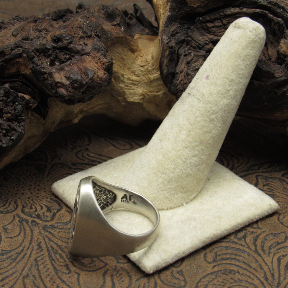 *Kokopelli Saddle-Style Overlay Sterling Silver Ring Size 10.75