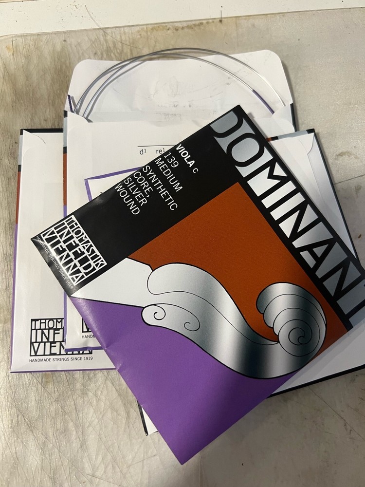 Dominant Viola strings set 141