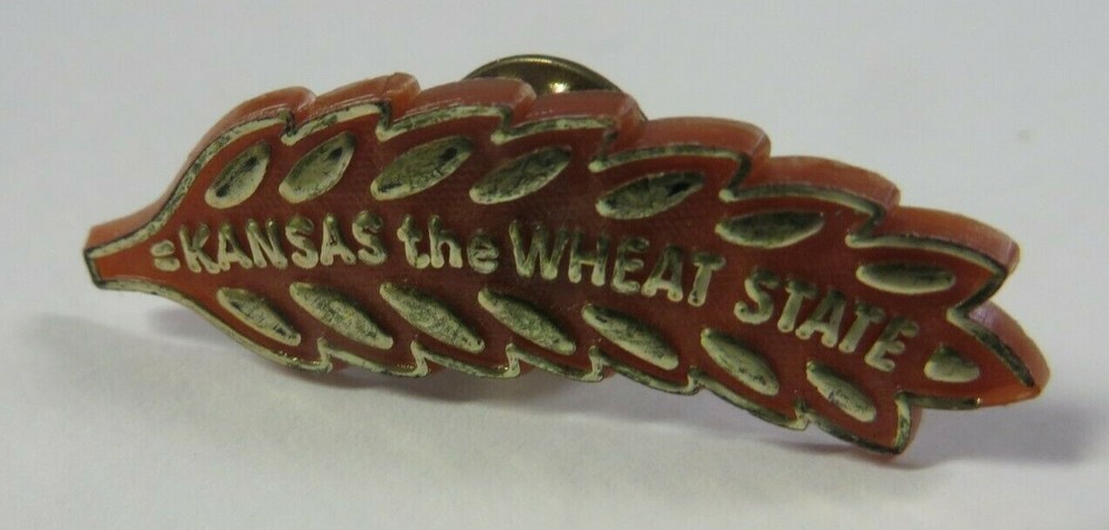 Vintage KANSAS THE WHEAT STATE Pinback Button Lapel Plastic Wheat Stalk