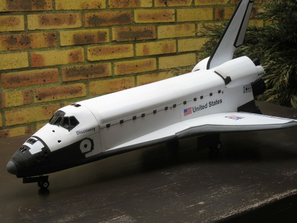 3d printed SPACE SHUTTLE STS31 HUBBLE DISCOVERY 1:48