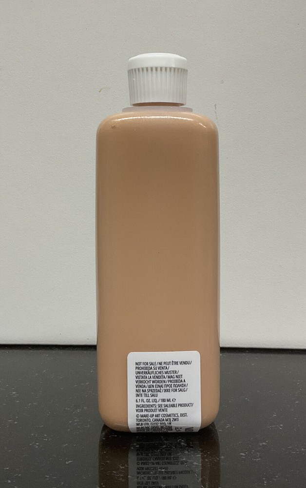MAC Studio Radiance Serum-Powdered Foundation NC17 6.1 OZ