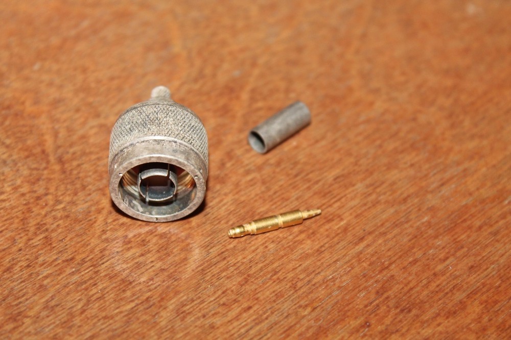 TE Connectivity AMP Connector 225361-1