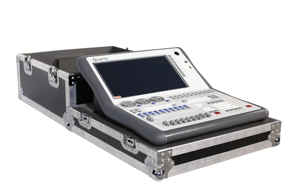 2048 Channel controller DMX 512 Controller for Dj Stage Light Quartz + Roadcase