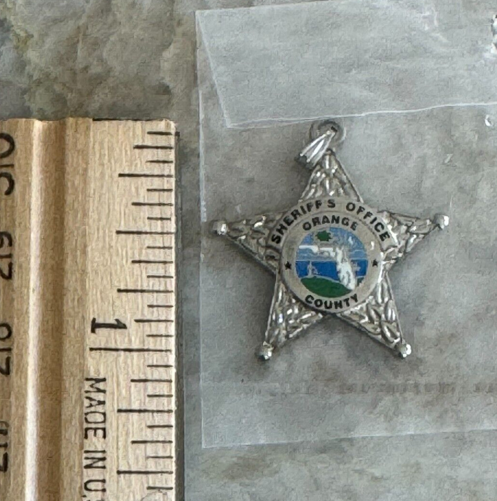 Sheriff's Office - Orange County Florida Pendant 1 " Length Silver Tone