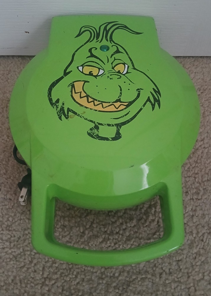 Vintage 2000 Dr. Seuss The Grinch Waffle Maker