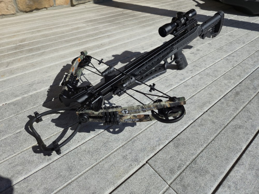 Centerpoint Sniper XT390 crossbow, case, target, & accessories