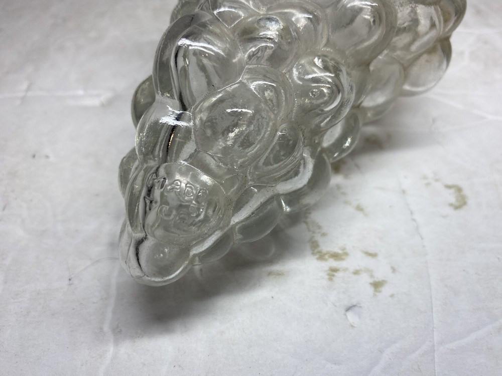 Grape Cluster Shaped Clear Bottle 10 sided cap Excellent condition 8 oz