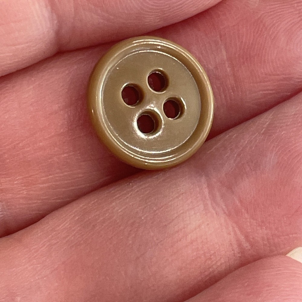 25 Buttons Light Brown Plastic 4-Hole Sew Through Sewing 1/2”