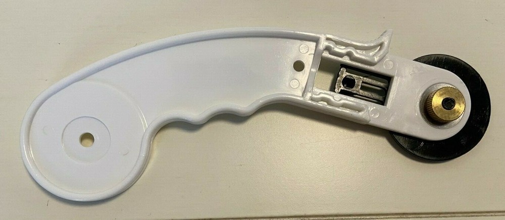 June Tailor Quilting Rotary Cutter