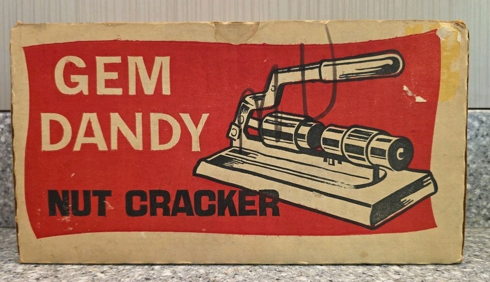 Vintage Gem Dandy Nut Cracker Munsey Products Tested