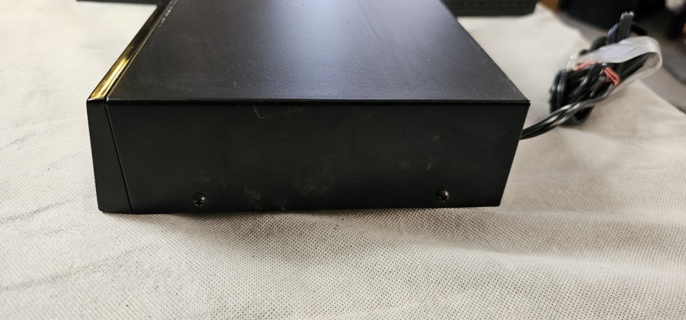 Gemini Wireless Cable Converter/Tuner Model AD6000