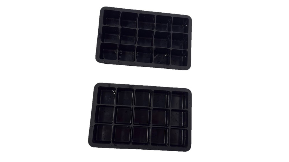 Silicone Ice Cube Trays 2 Pack Black Large Square Molds With Lids