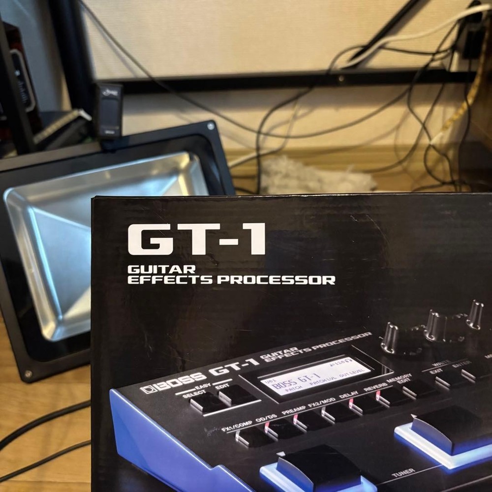 BOSS GT-1 GUITER EFFECTS Processor 806404