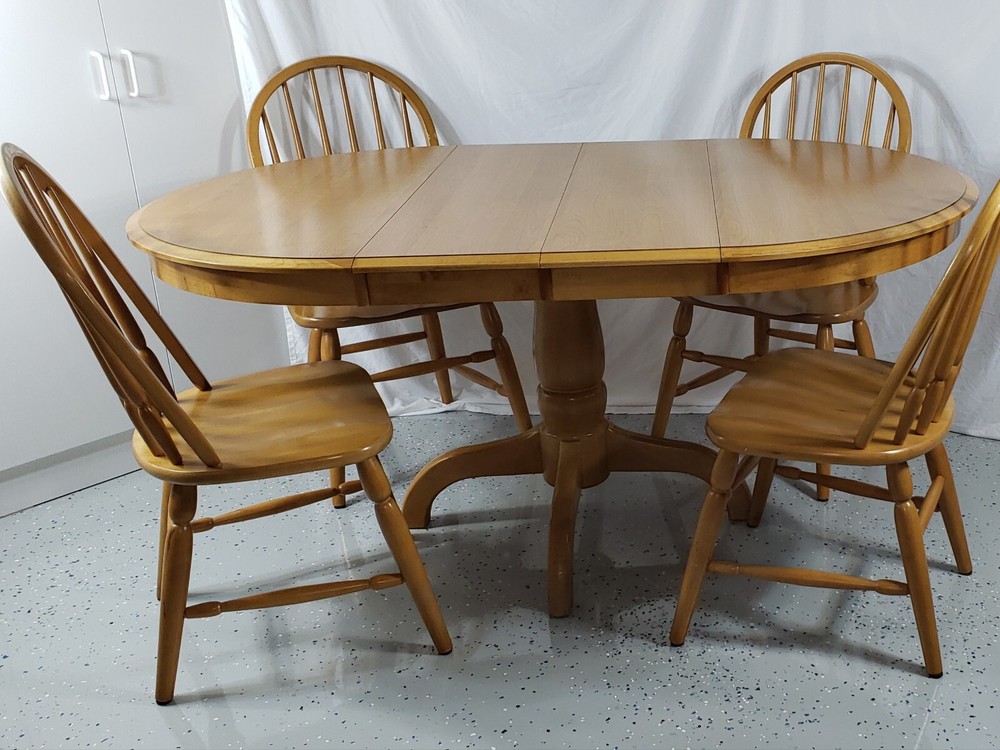 Solid Oak Dining Table Oval 4 Chairs 2 Leafs Cochrane Amer-Silhouette L-Pick-Up