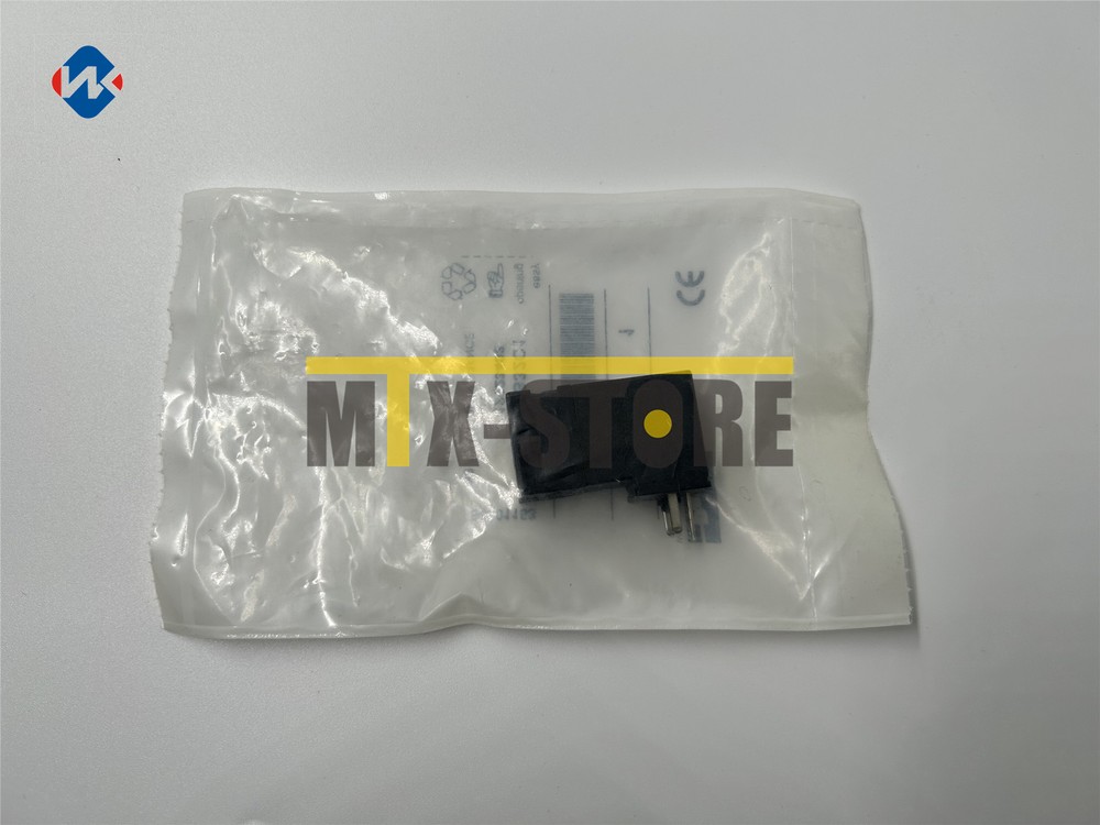 1PCS New Parker P2E-KS32C1 Solenoid Valve