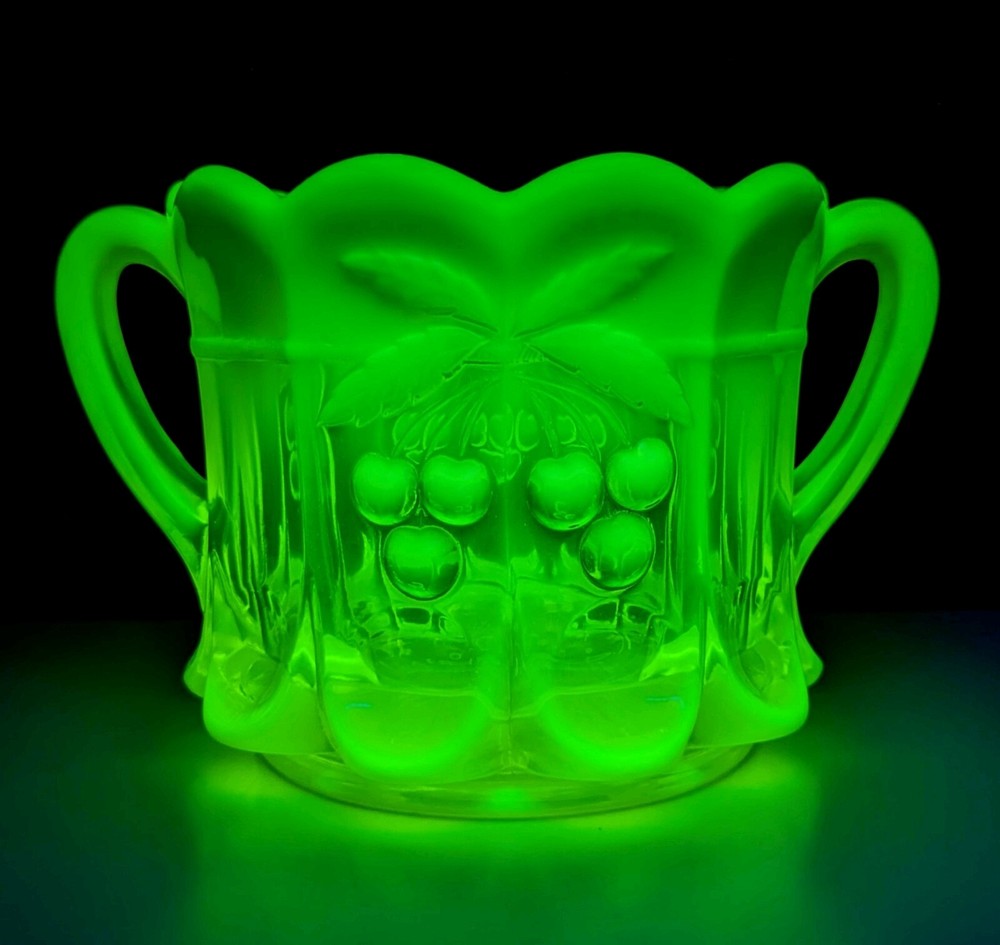 Mosser Cherry & Cable Vaseline Opal Heavy Cookie Cracker Jar Opalescent GLOWS